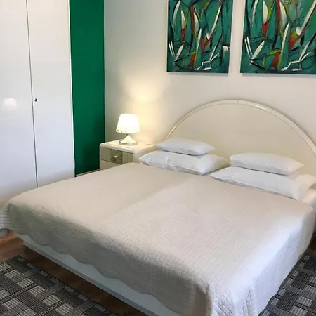 Guest house Apartments - Rooms Vesna Primosten