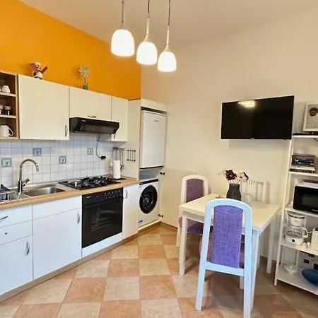 Guest house Apartments - Rooms Vesna