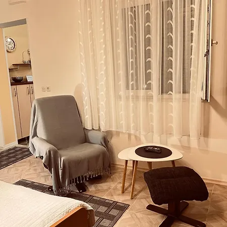 Apartments - Rooms Vesna 3* Primosten