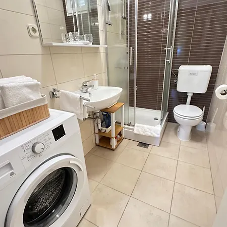 Apartments - Rooms Vesna Guest house