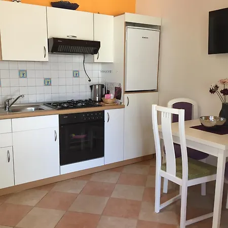 Apartments - Rooms Vesna Guest house