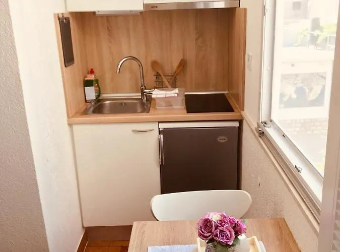 Pensionat - Vesna Primošten