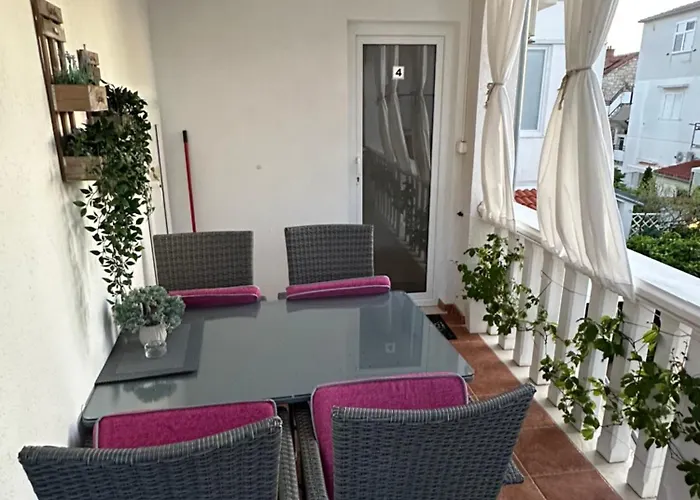 - Vesna Pensionat 3*